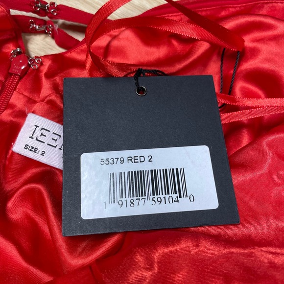 Mac Duggal NWT Chiffon A-line Ball Gown Size 2 Plunging Neck Pleated Tiered Red - Picture 5 of 8